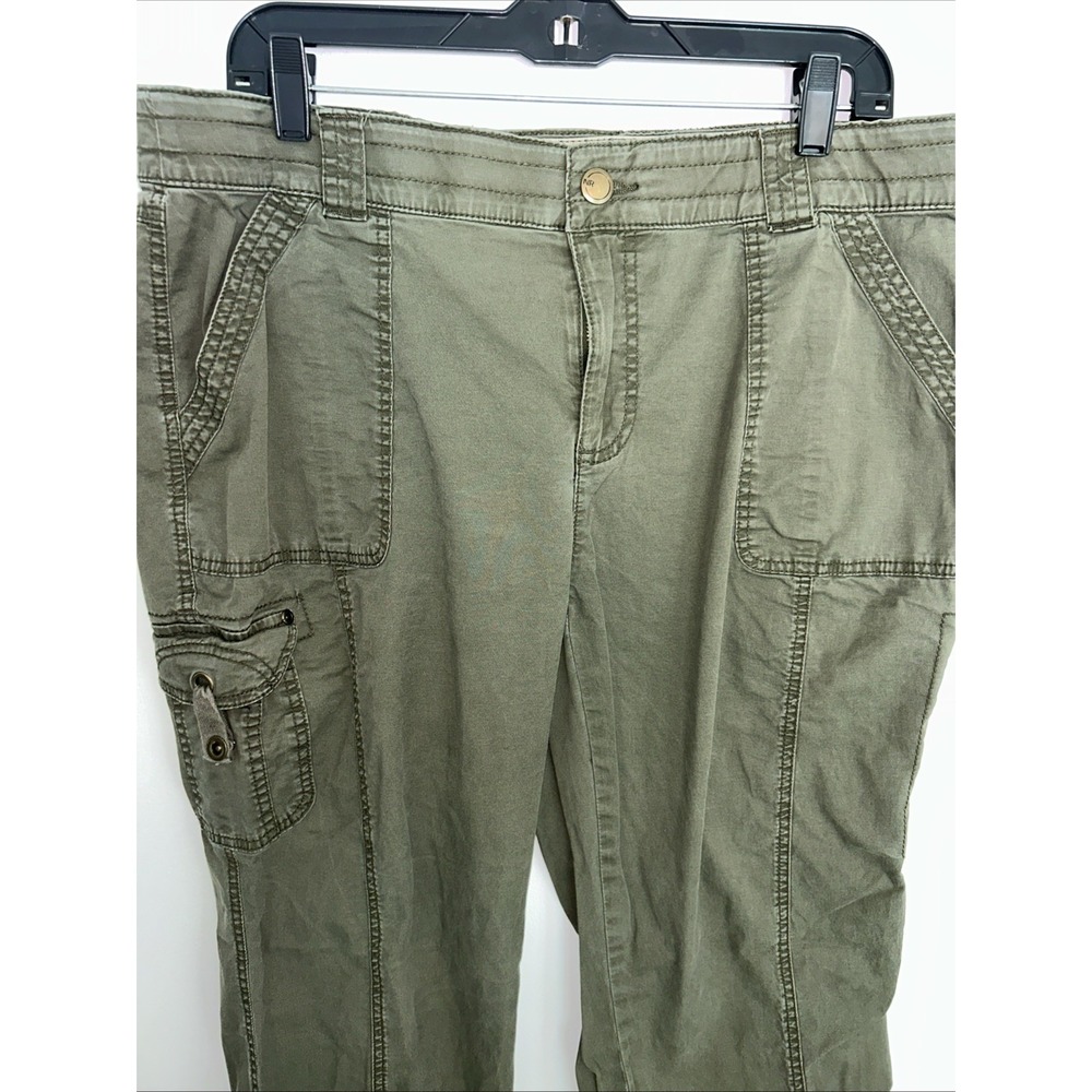 Women's Natural Reflections Size 16 Green Cargo Pants Comfort Waist Outdoor